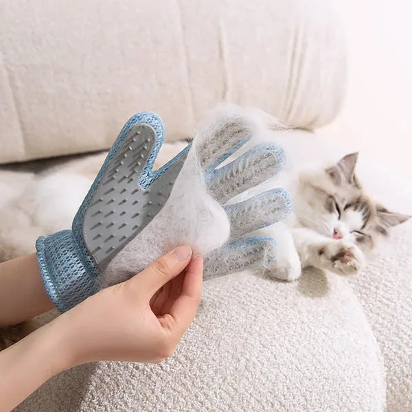 2 in 1 Pet Grooming Glove, Deshedding and Massage Brush for Dogs and Cats - Side Angle